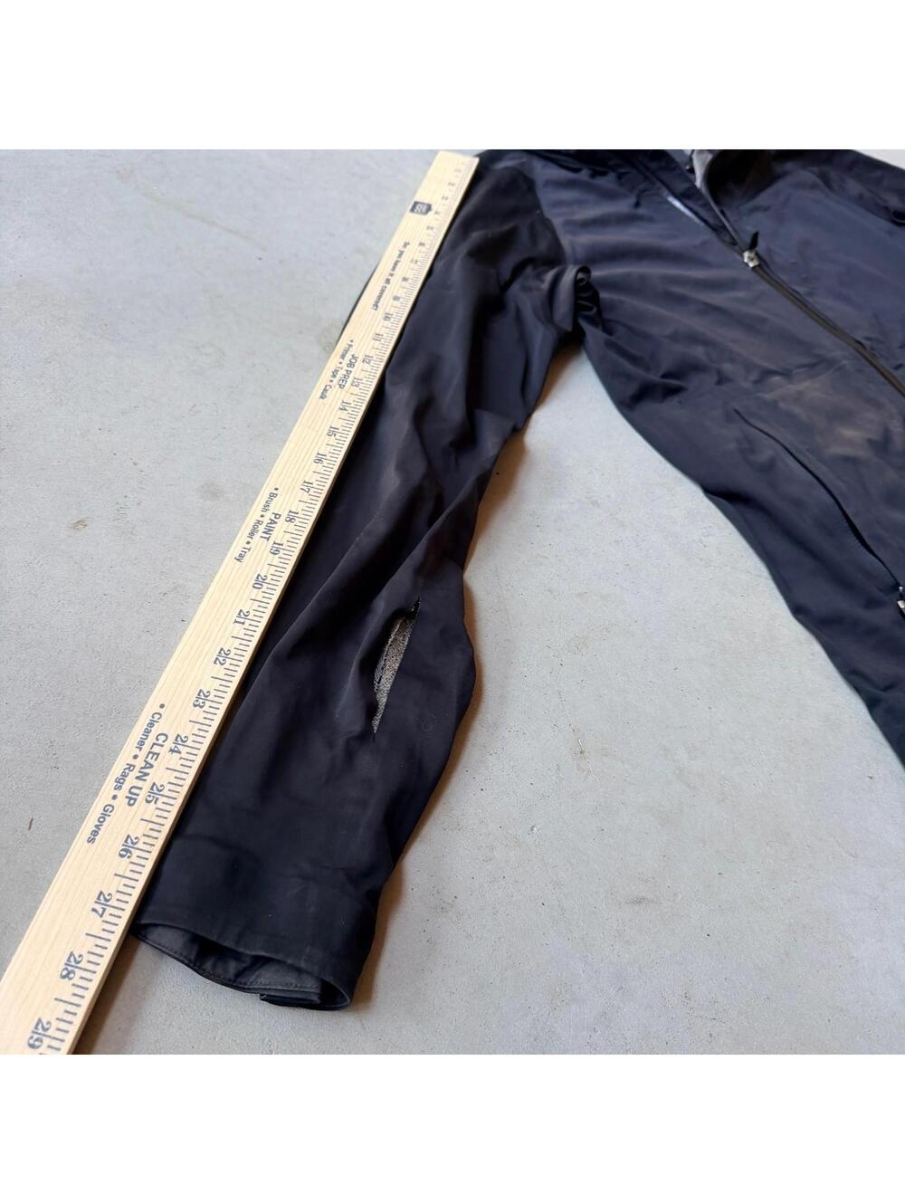 Nau Mens Technical Hooded Shell Jacket Black Full Zip Forearm Pockets Size M - Picture 6 of 8